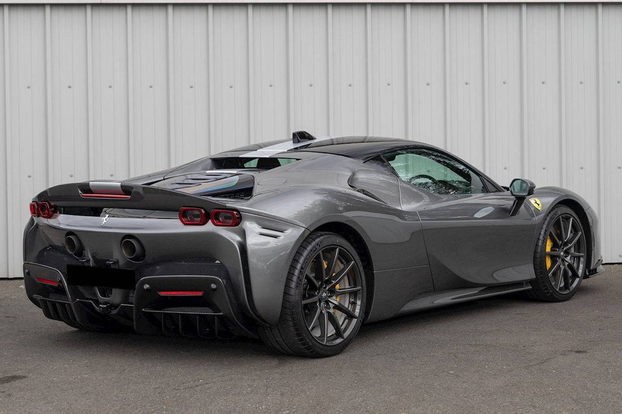 2020-UP Ferrari SF90 Stradale AV Style Carbon Fiber Trunk Spoiler