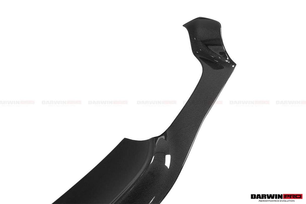 2018-2020 Ferrari 488 Pista Origenal Rear Bumper Carbon Fiber Rear centre trim panel