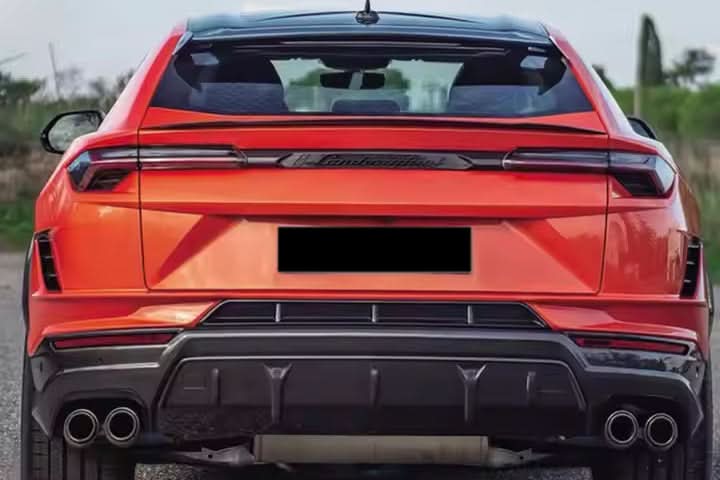2018-2022 Lamborghini URUS Convert 2023 Performante Body Kit