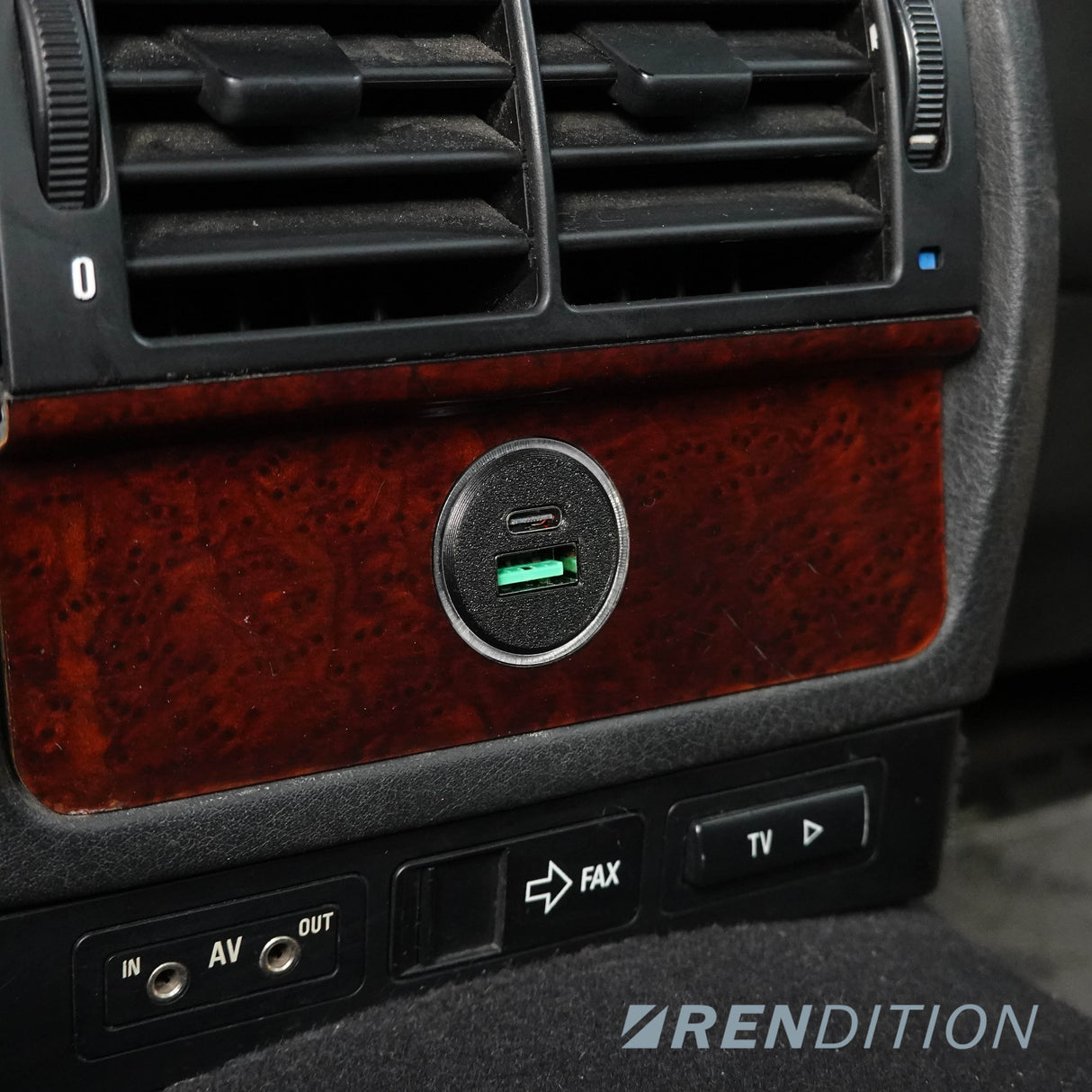 BMW E38 REAR SOCKET USB CHARGER