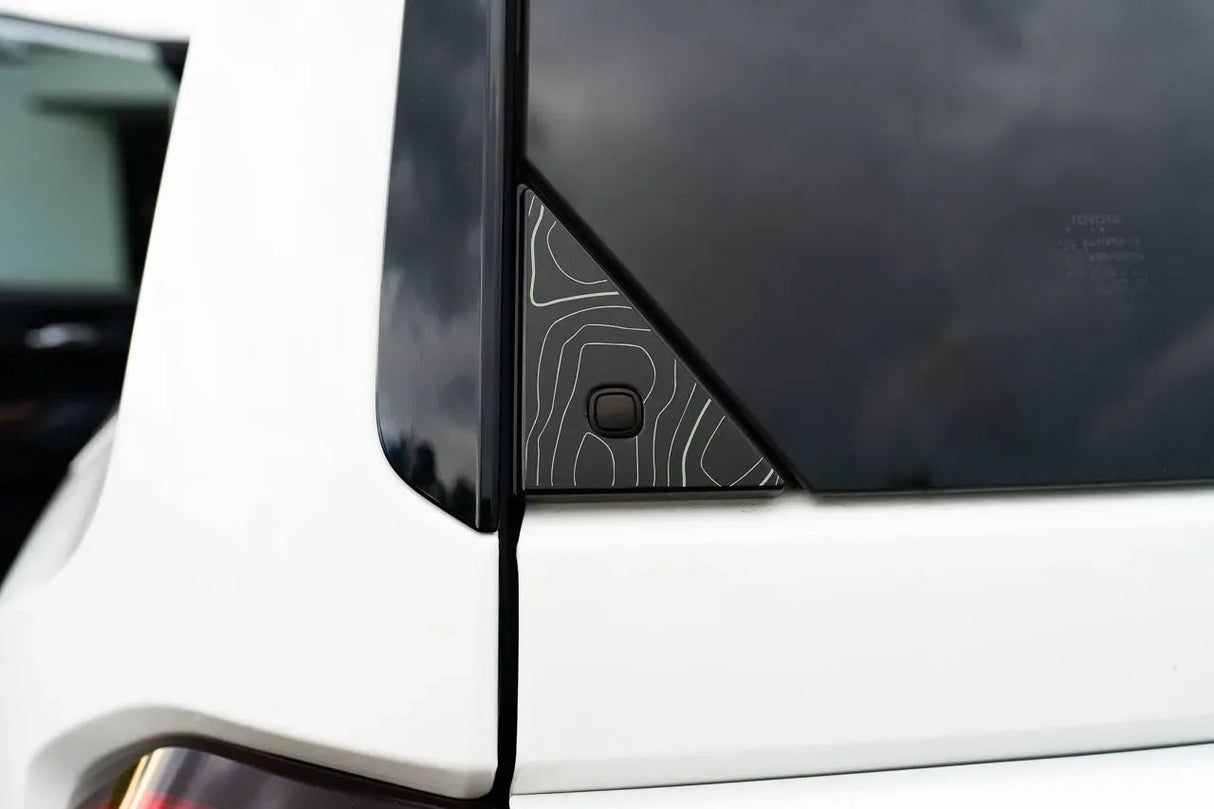 Topo Rear Glass Button Trim Overlay - 2024+ Land Cruiser / GX 550