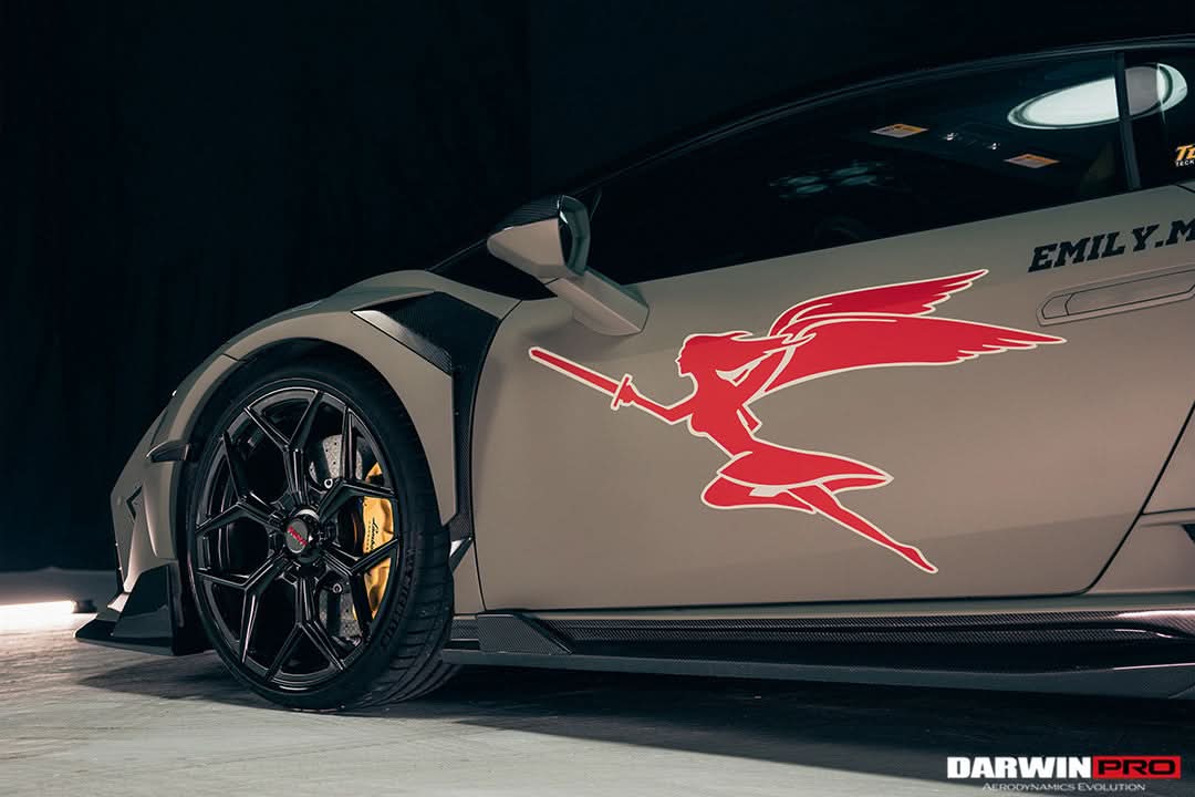 DarwinPRO 2015-2025 Lamborghini Huracan LP610 & LP580 & EVO & Tecnica BKSSII Style Front Wide Fender