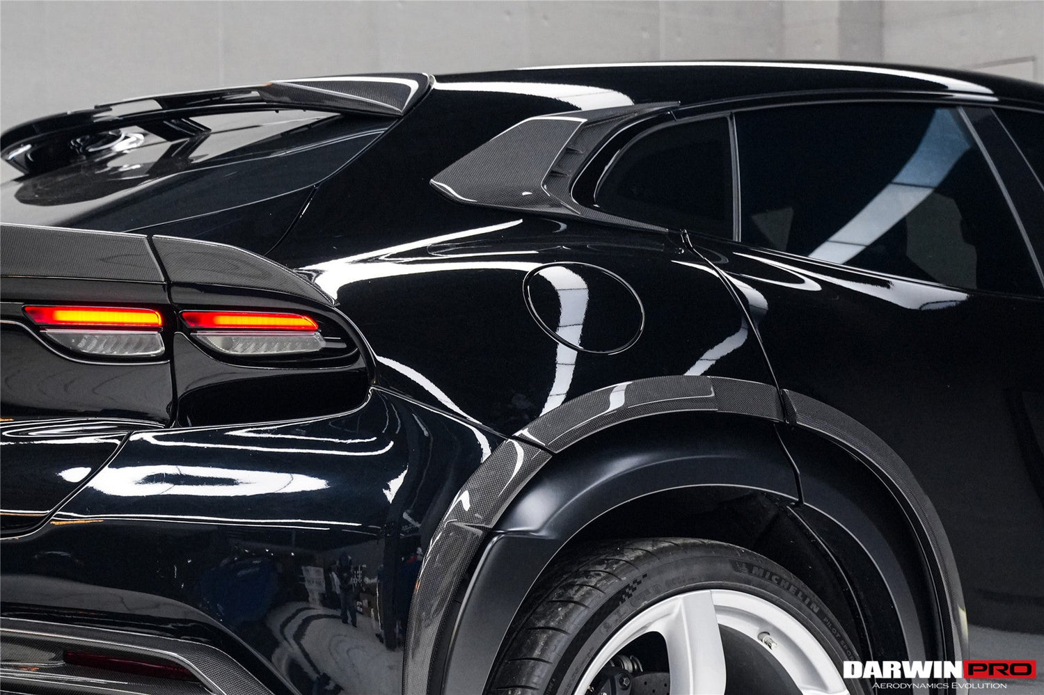 2023-UP Ferrari Purosangue F175 Carbon Fiber Quarter Window Scoops DarwinPRO iMP Design