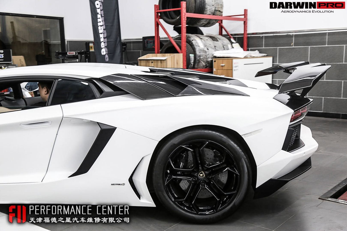 2011-2016 Lamborghini Aventador LP700 Coupe & Roadster BKSS Style Carbon Fiber Rear Side Scoops