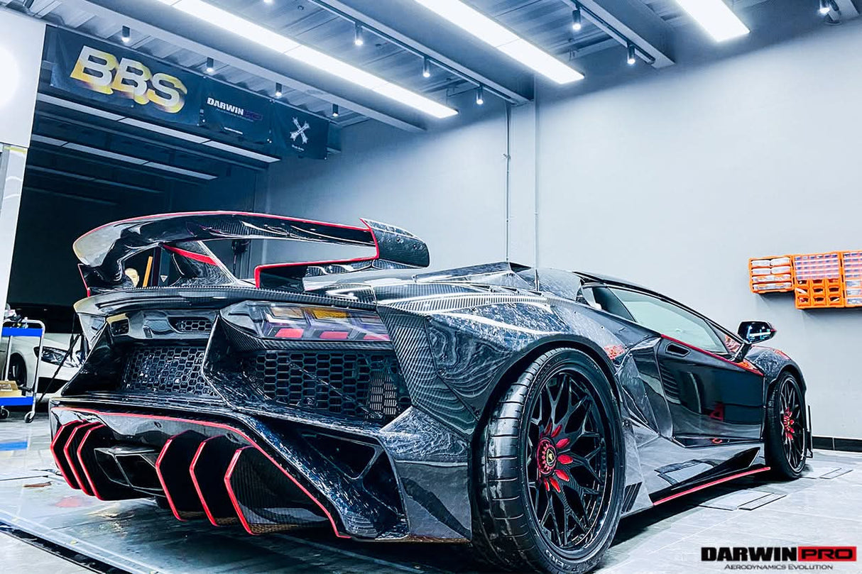 DarwinPRO 2011-2016 Lamborghini Aventador LP700 Roadster SV-BKSSII Style Engine Hood And Wing