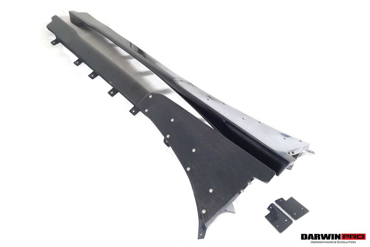 2014-2020 BMW i8 BZK Carbon Fiber Side Skirts