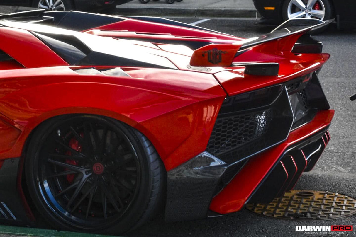 DarwinPRO 2011-2016 Lamborghini Aventador LP700 Roadster SV-BKSSII Style Engine Hood And Wing
