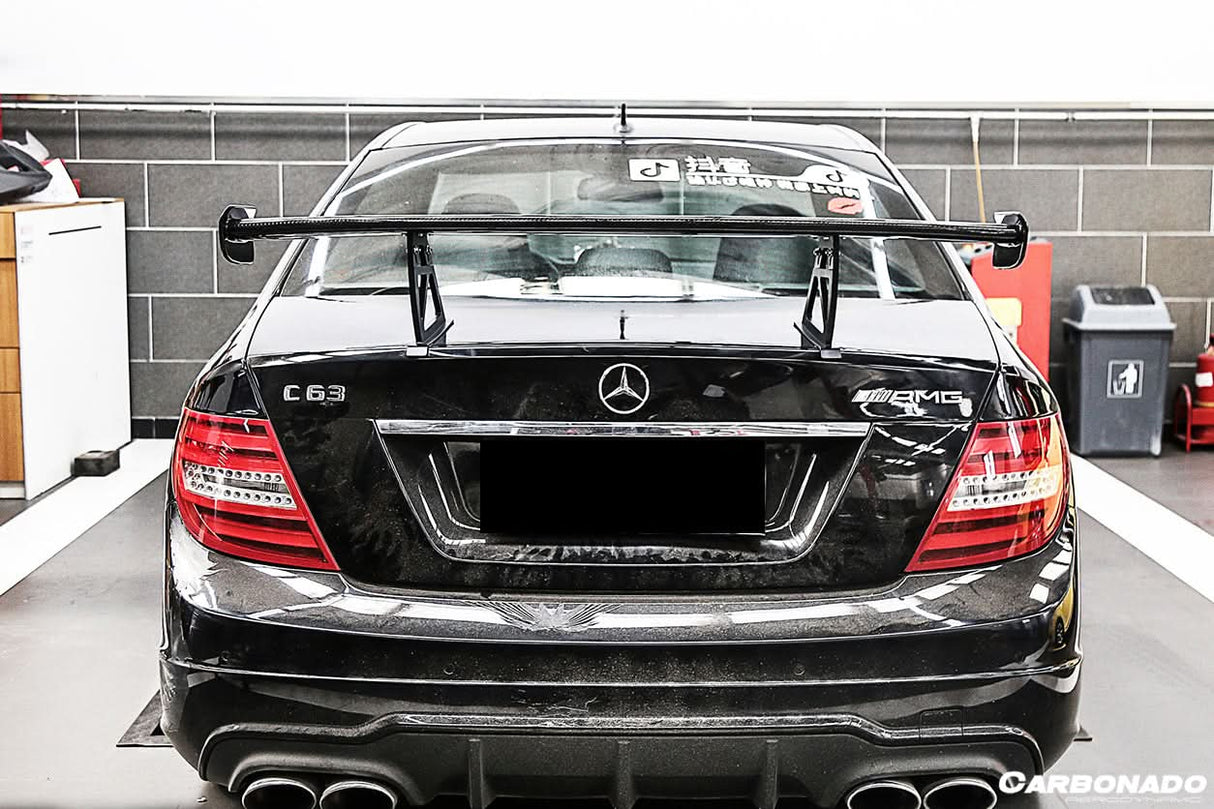 Mercedes Benz W204 C Class  C63 AMG Sedan BKSS Style Carbon Fiber Trunk Spoiler