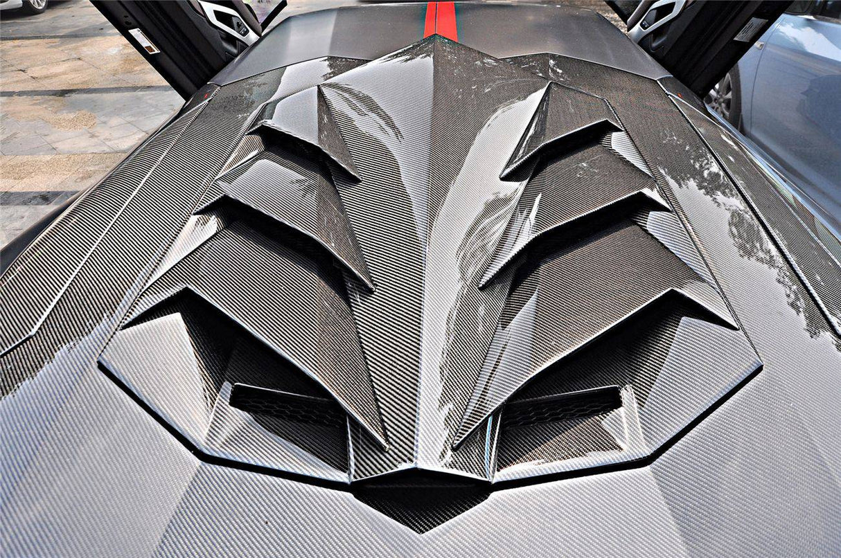 2011-2016 Lamborghini Aventador LP700 Coupe DM Style Carbon Fiber Engine Trunk