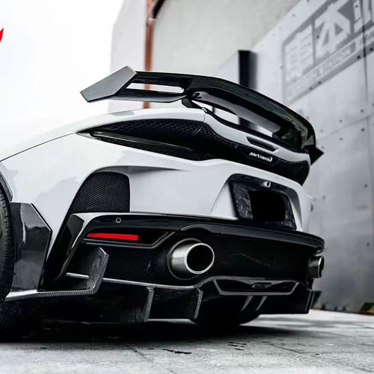 AM Style Dry Carbon Fiber Aero Kit for McLaren GT BBP ELITE