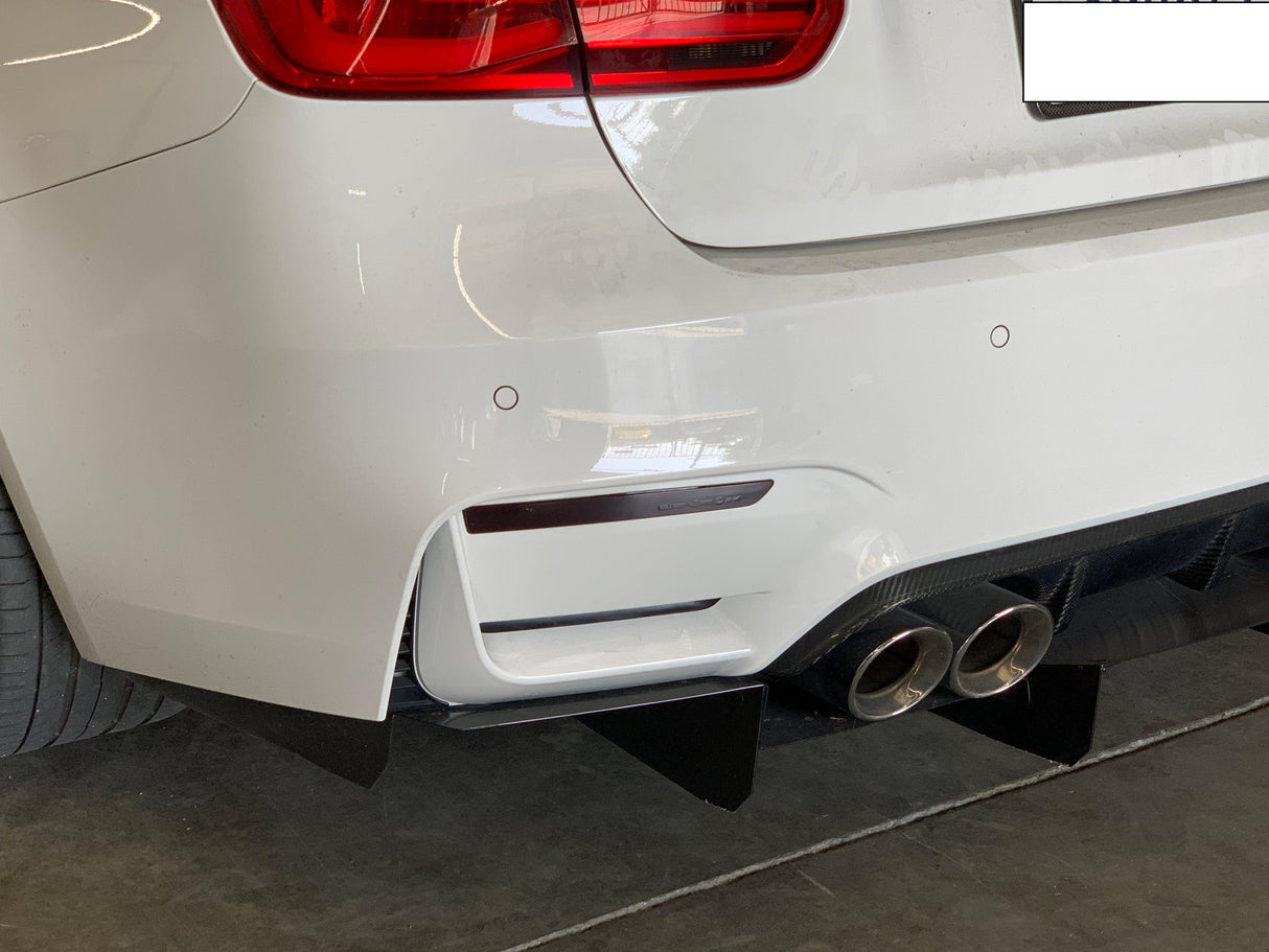 BMW F80 M3 / F82 & F83 M4 Rear Bumper Reflector Overlay