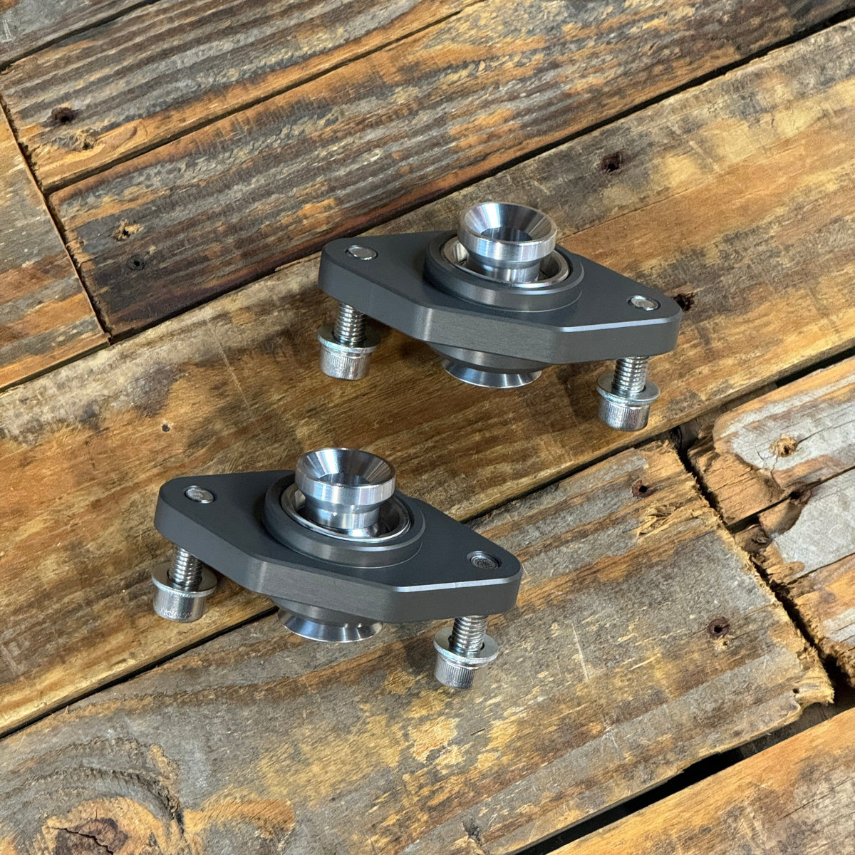 Rear Lower Shock Mounts - E9X / E8X