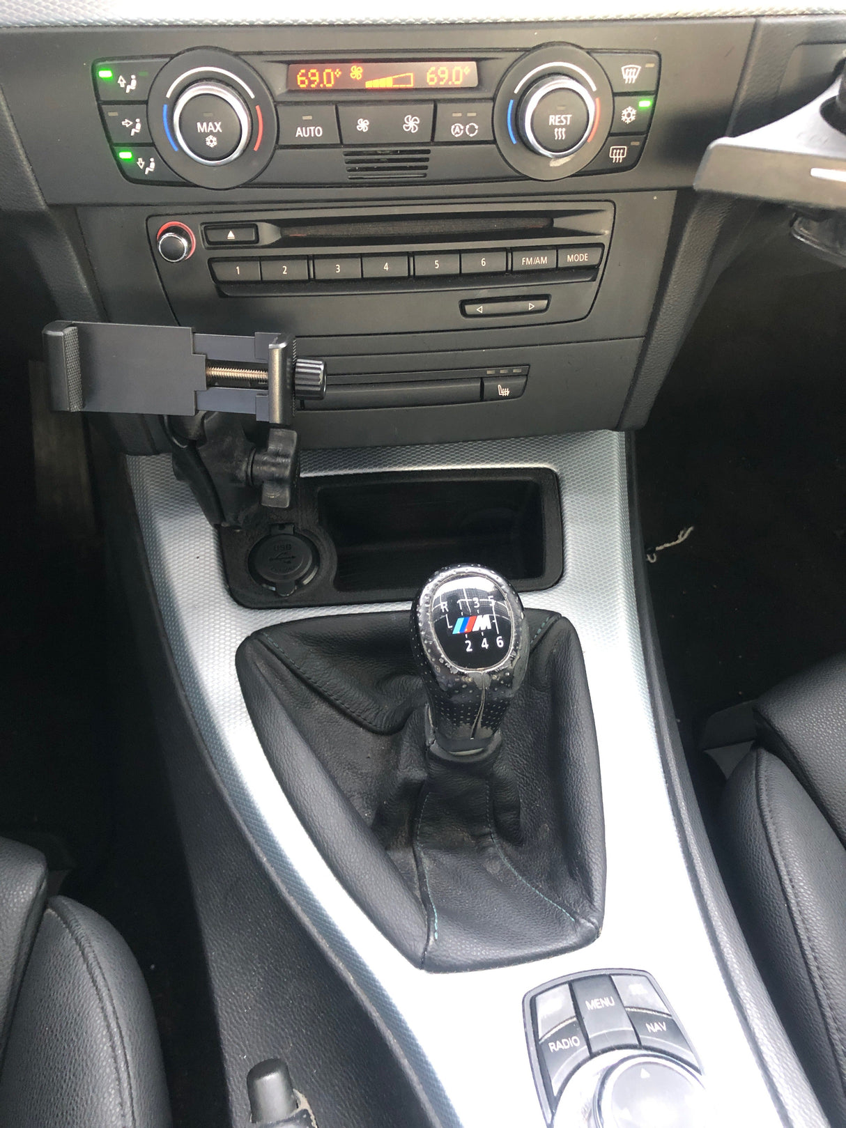 E90 Center Console Tray w/ Dual USBA (E90/E91/E92/E93)