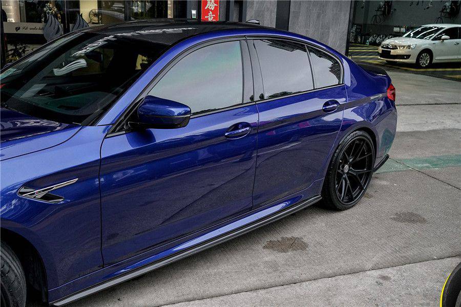 2018-2023 BMW F90 M5 D3 Style Carbon Fiber Side Skirts