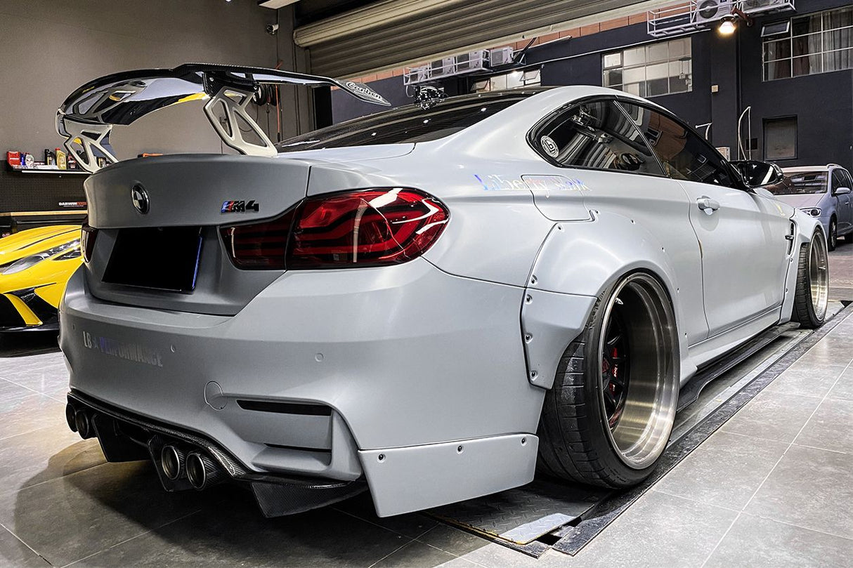 2014-2020 BMW F82  F83 M4 DE Style Carbon Fiber Rear Caps