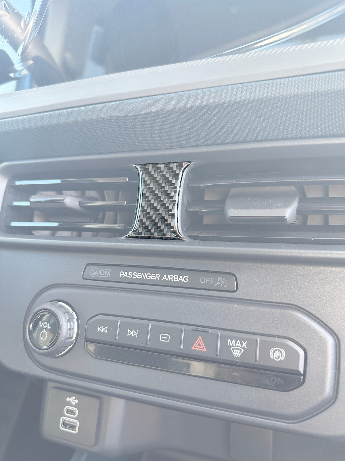Center A/C Vent Accent Trim Fits 2025-2027 Ford Maverick