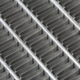 1995 Chevrolet Astro / GMC Safari OEM Radiator