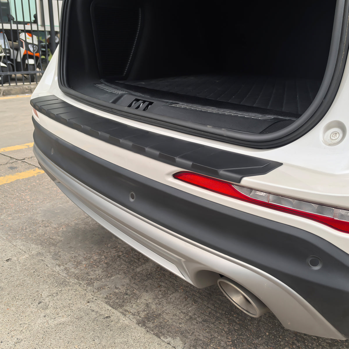 2020-2026 Lincoln Corsair Rear Bumper Cover Protector Step Plate PP