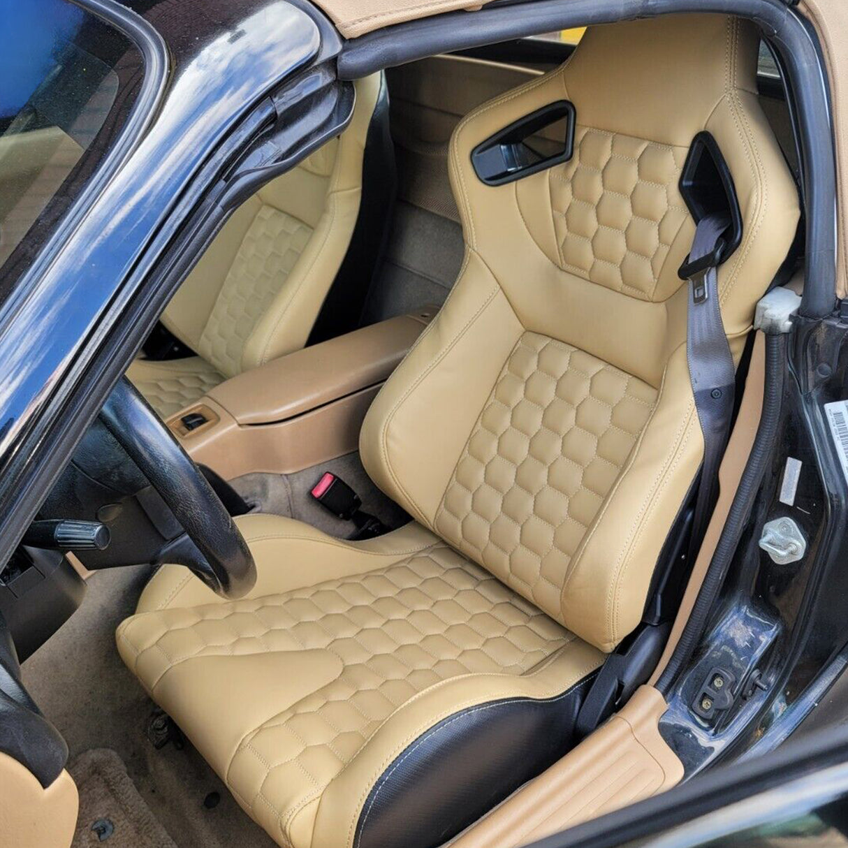 Universal X2 Reclinable Honeycomb Racing Seat + Dual Slider PU Leather