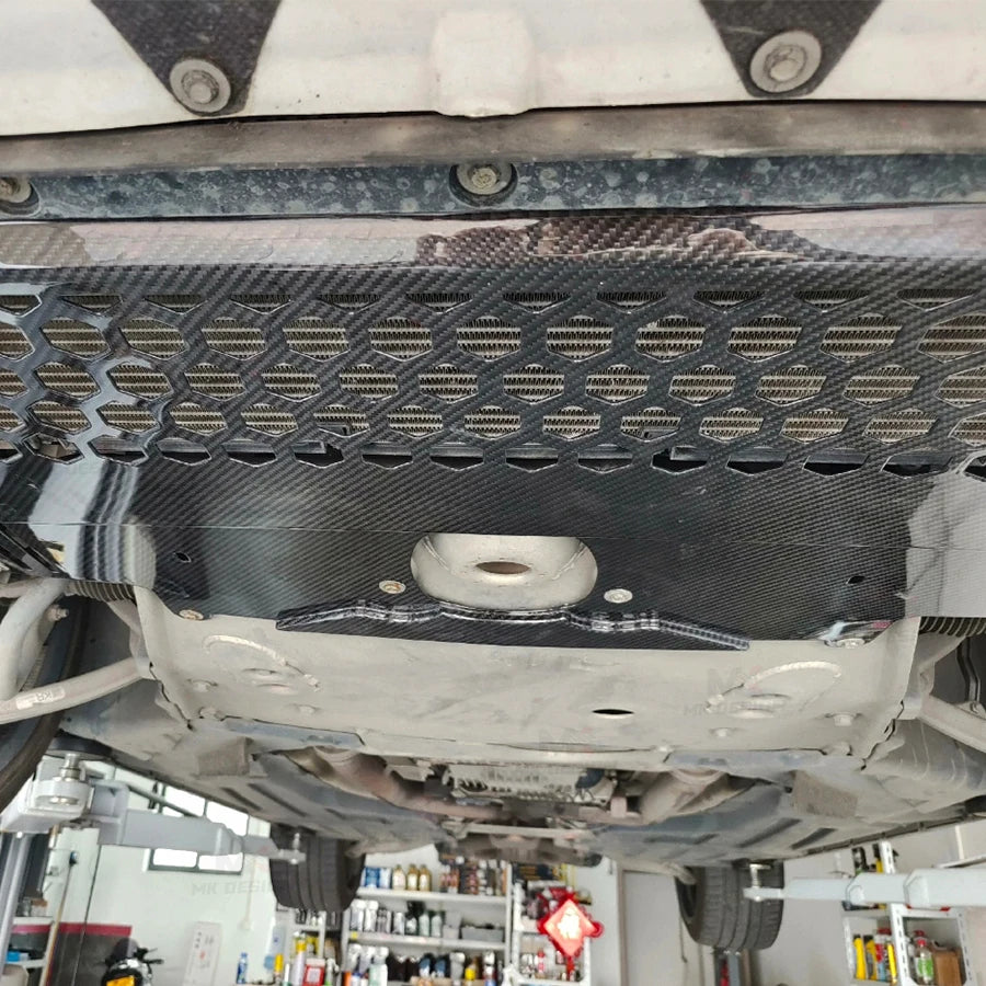 BMW G8X Dry Carbon Fiber Engine Lower Cover – Front Underguard Skid Plate (2021–2025)