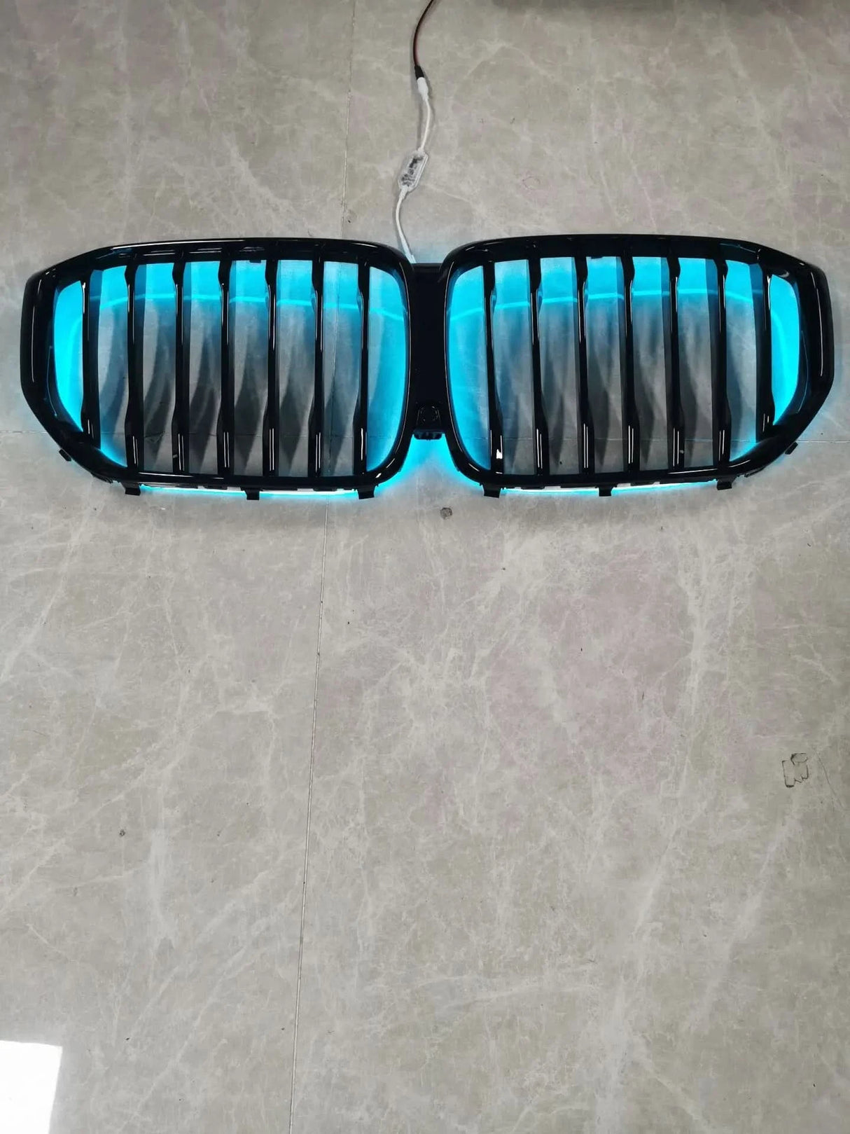 BMW X5 G05 LED Front Grille – Gloss Black Illuminated Kidney Grille (2019–2022)
