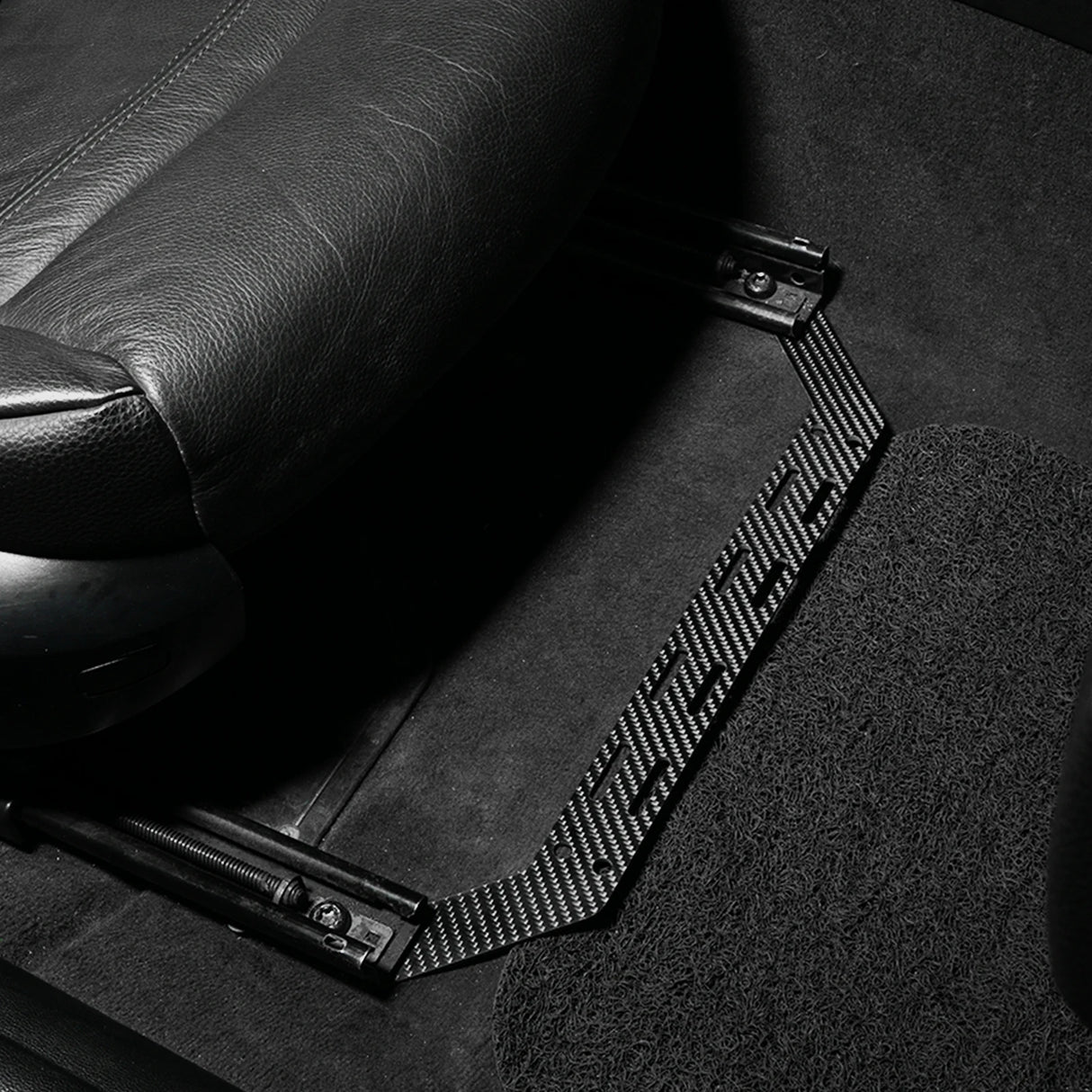 Carbon Fiber Fire Extinguisher Seat Mount – BMW E90 / E91 / E92 / E93 (2005–2013)