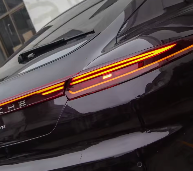 Porsche Panamera Full-Width Modern Style LED Taillights (2010-2016)