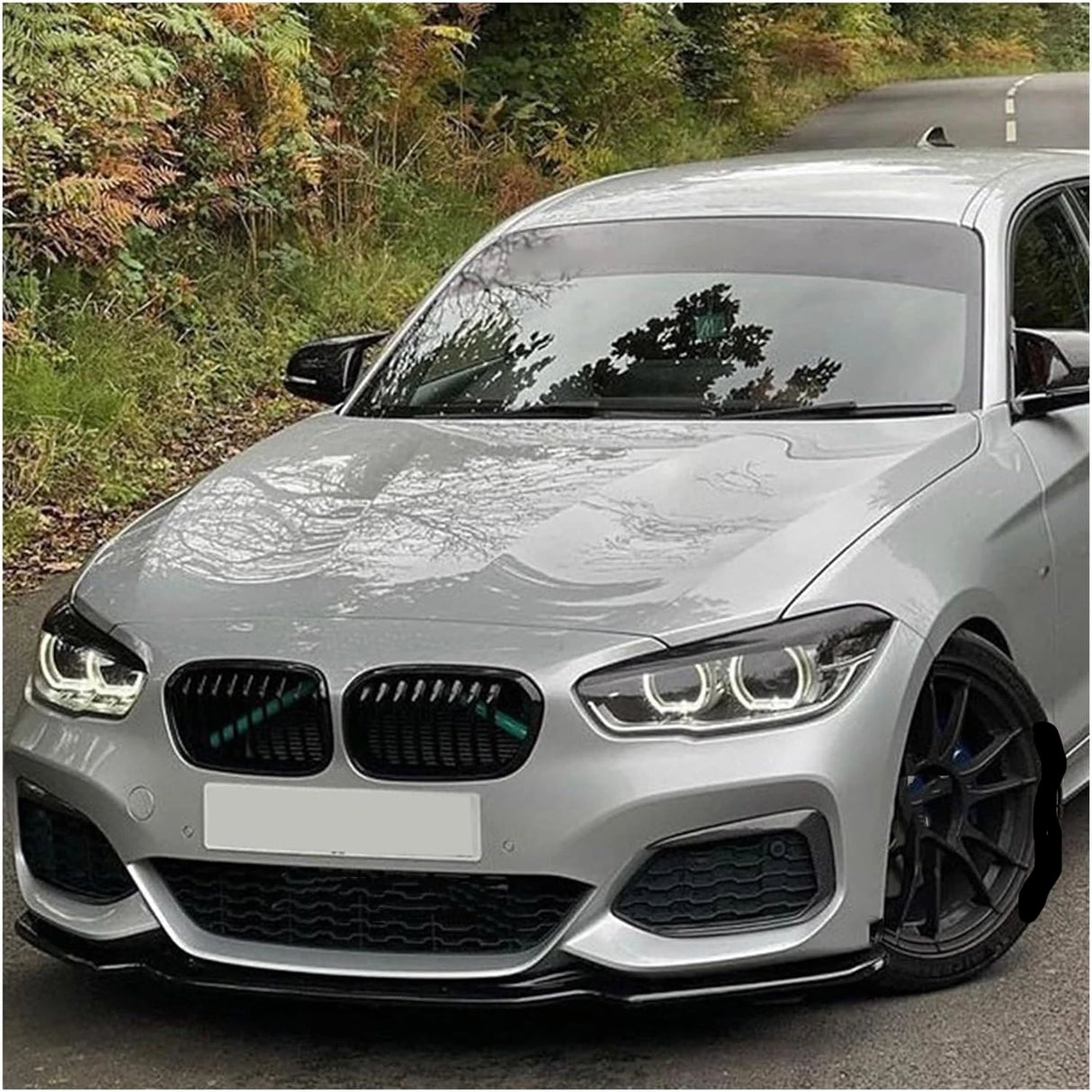 Front Bumper Splitter Lip Kit for BMW 1-Series F20 F21 (2015–2019) – Gloss Black / Carbon Style M-Sport Diffuser Body Kit
