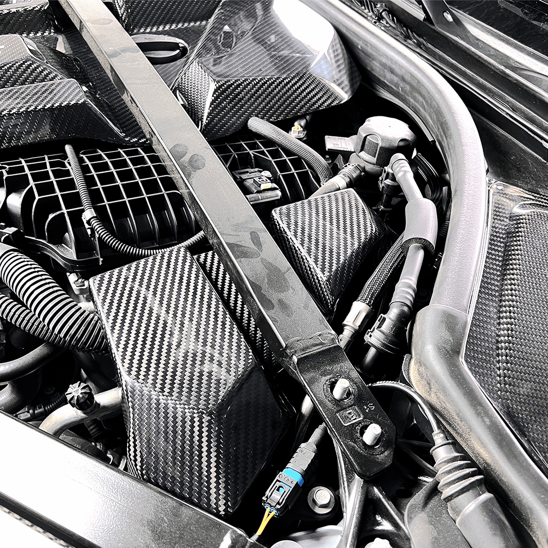 BMW 3/4 Series G80/G81/G82/G83/G87 Carbon Fiber ECU Cover (2021+)