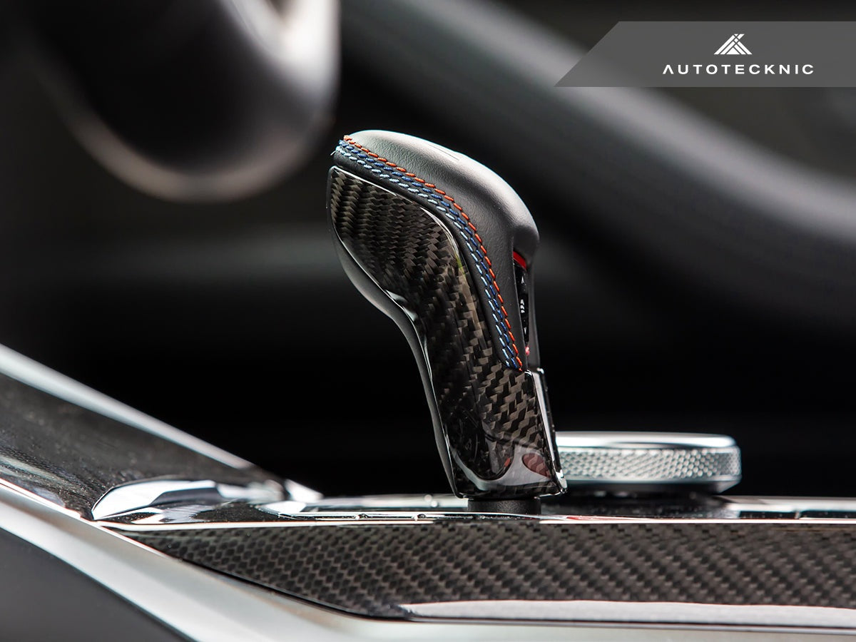 AutoTecknic Dry Carbon Gear Selector Cover - G09 XM