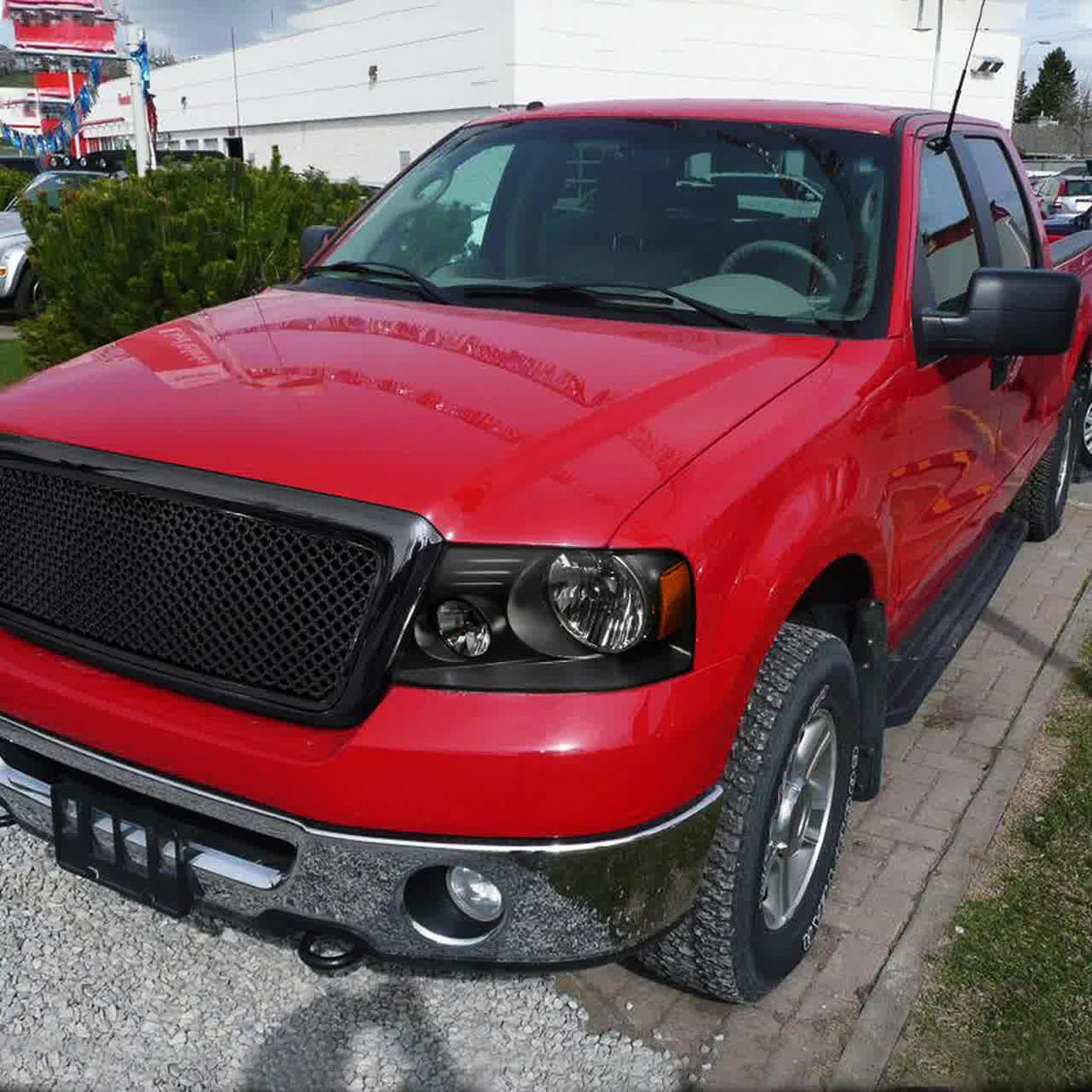 Spec-D OEM Replacement Headlights Ford F150 (04-08) Optional LED Bar - Black or Chrome
