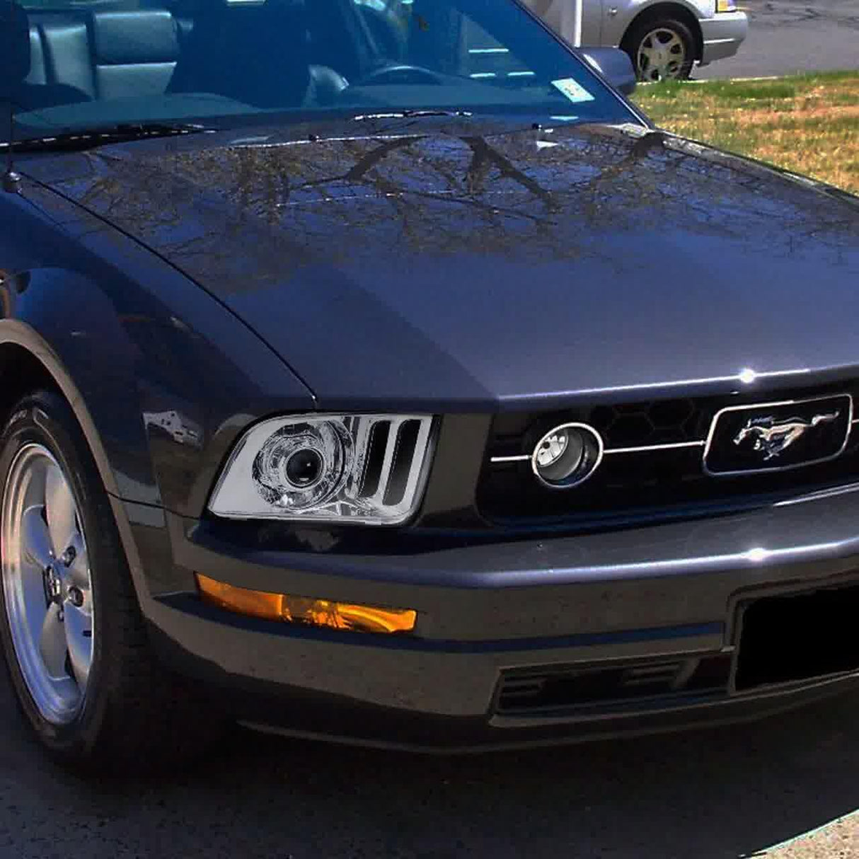 Spec-D Headlights Ford Mustang S197 (05-09) OEM Replacement Matte Black or Chrome Housing