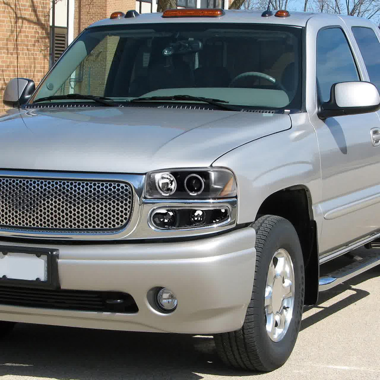 Spec-D Projector Headlights GMC Yukon (01-06) Sierra (99-06) Dual Halo w/o Bumper Lights - Black or Chrome