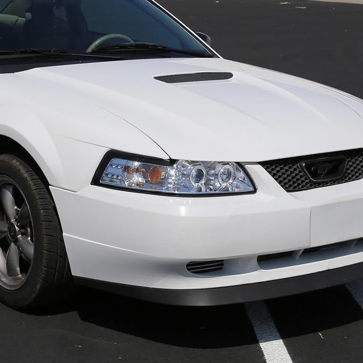 Spec-D Projector Headlights Ford Mustang (99-04) Dual Halo - Black or Chrome