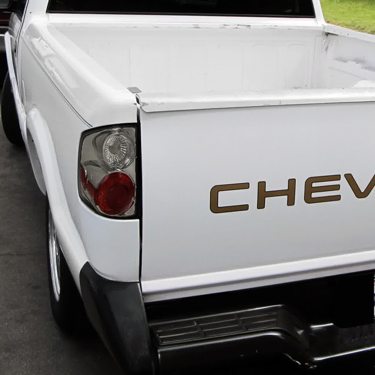 Spec-D Tail Lights Chevy S10 / GMC Sonoma (1994-2004) Altezza Style - Black or Chrome