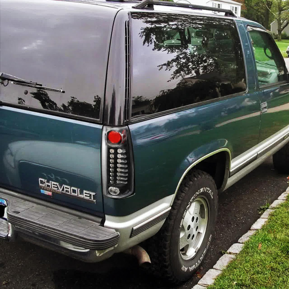 Spec-D Altezza Tail Lights Chevy Blazer Full Size / GMC Jimmy (1992-1993-1994) Chrome / Black