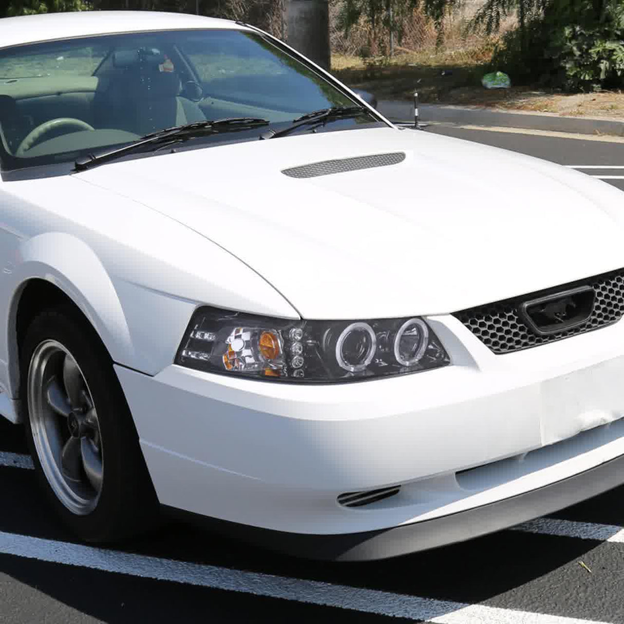 Spec-D Projector Headlights Ford Mustang (99-04) Dual Halo - Black or Chrome