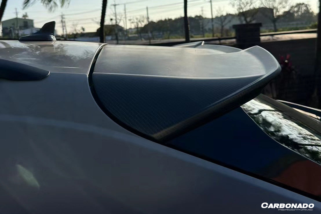2020-2023 Audi RSQ8 AD Style Dry Carbon Fiber Roof Spoiler
