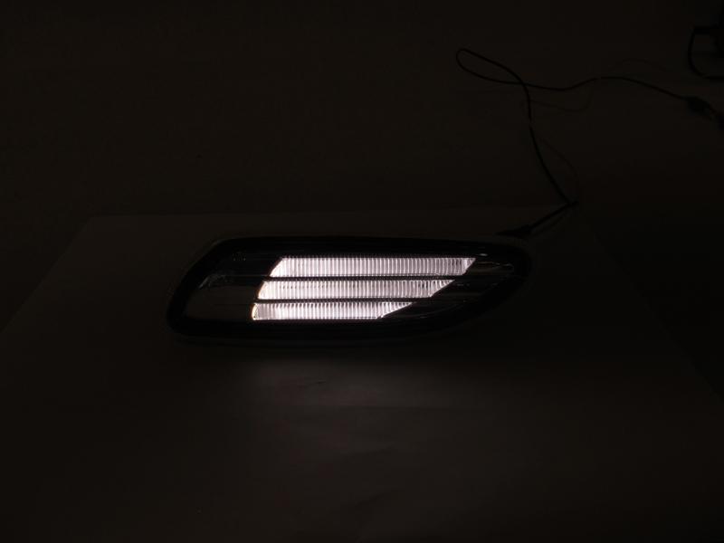 2001-2007 Mercedes W203 C Class Light Bar White LED Smoke Side Markers