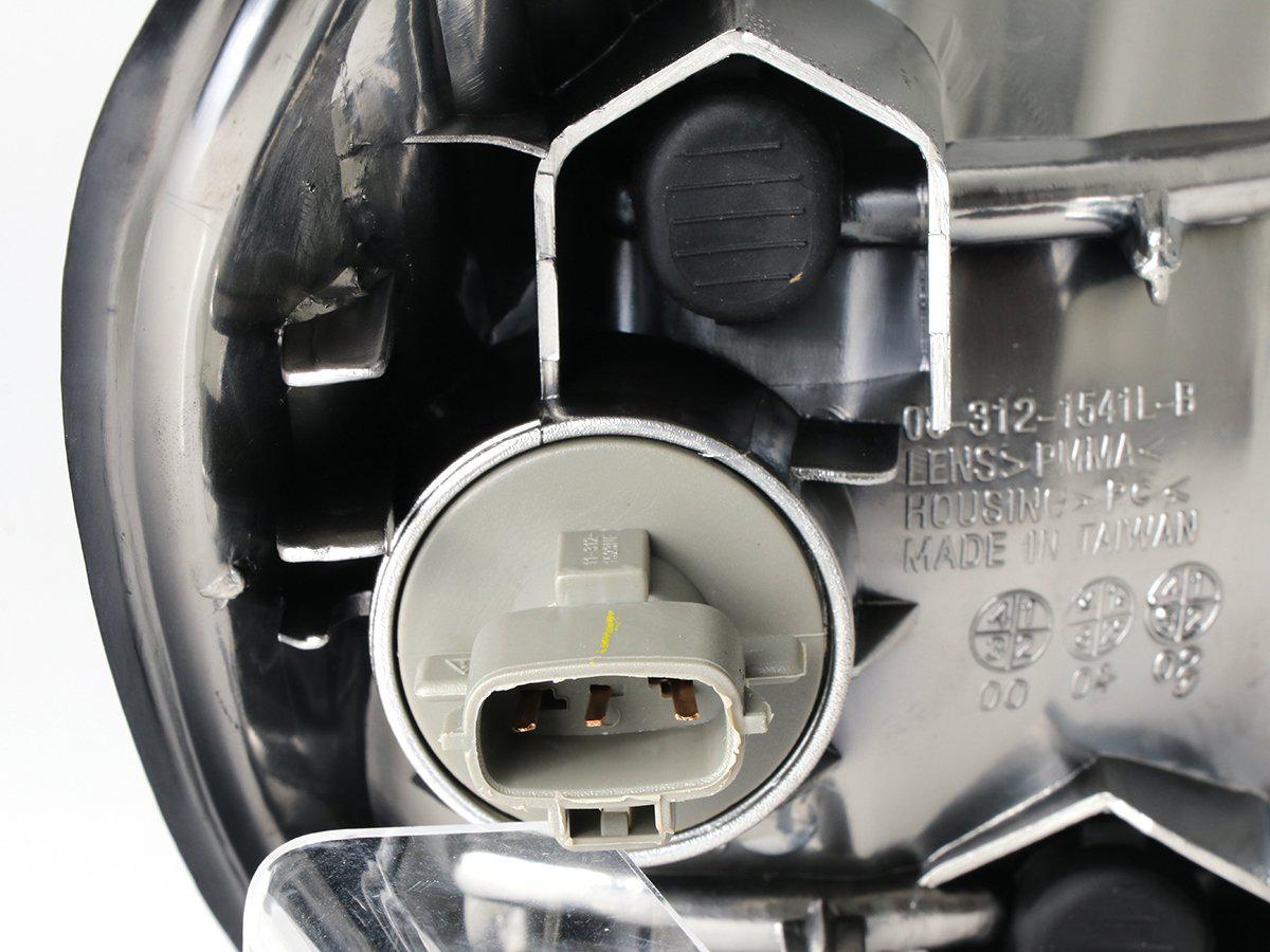 2000-2004 Toyota Tundra Clear Corner Lights