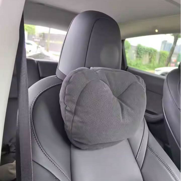 Dual-Layer Pressure Relief Headrest for Tesla