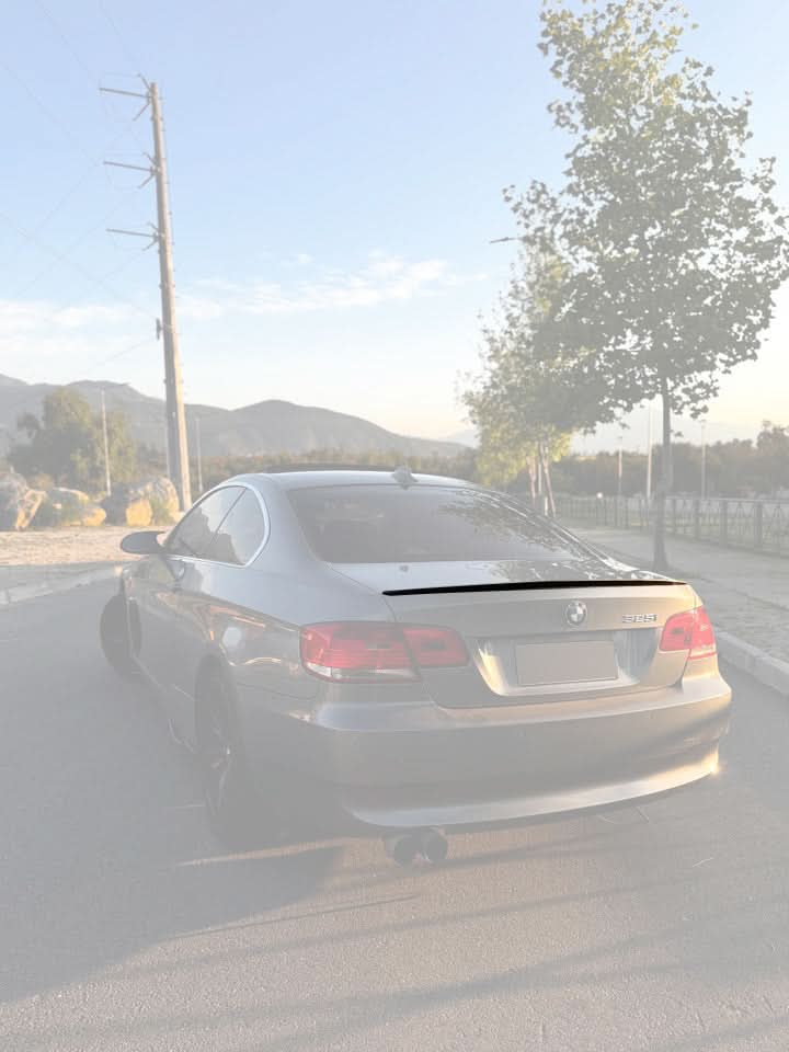 Carbon Fiber Rear Trunk Spoiler – BMW E92 Coupe (2006–2013)
