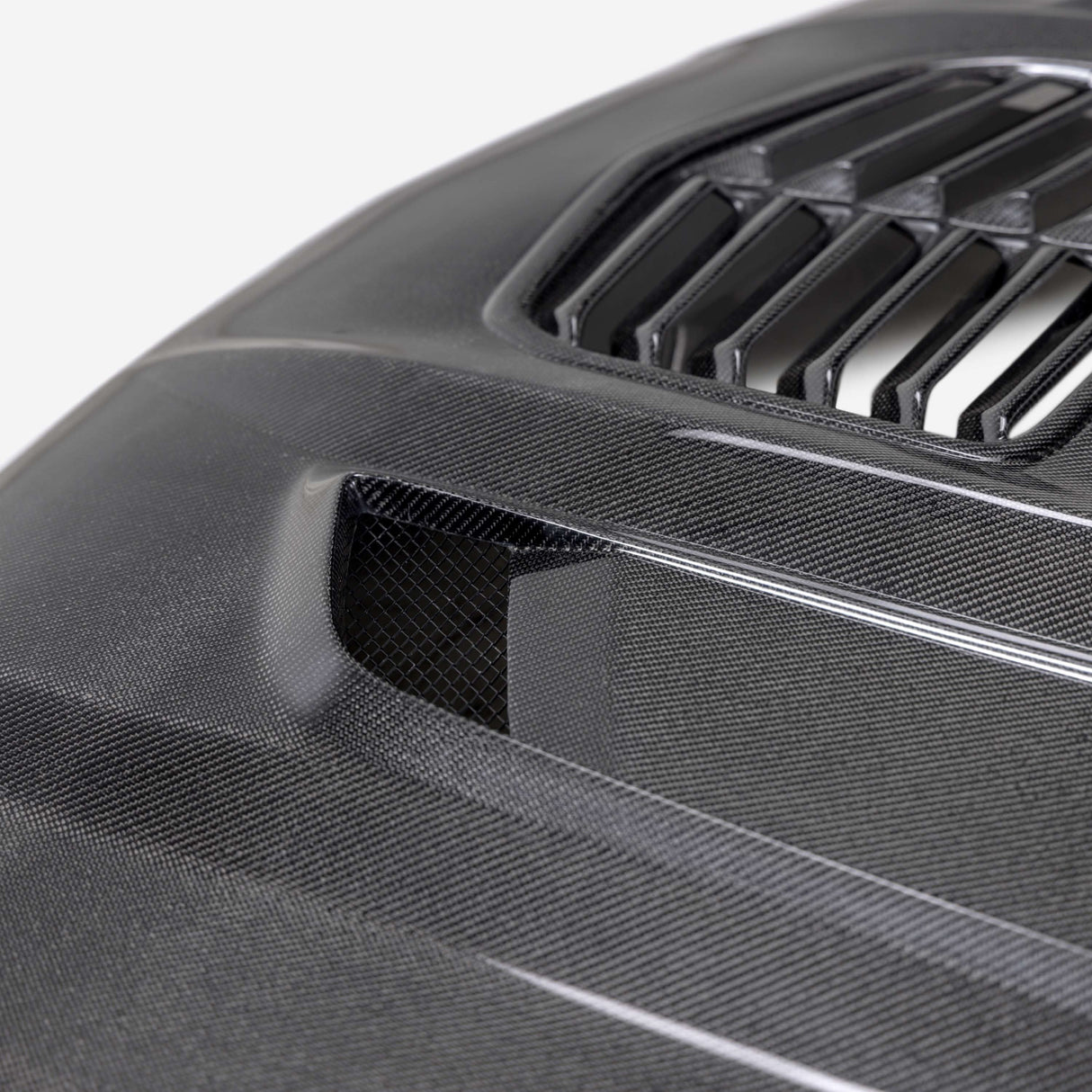 Type-T2 carbon fiber hood for 2020-2024 Chevrolet Silverado 1500