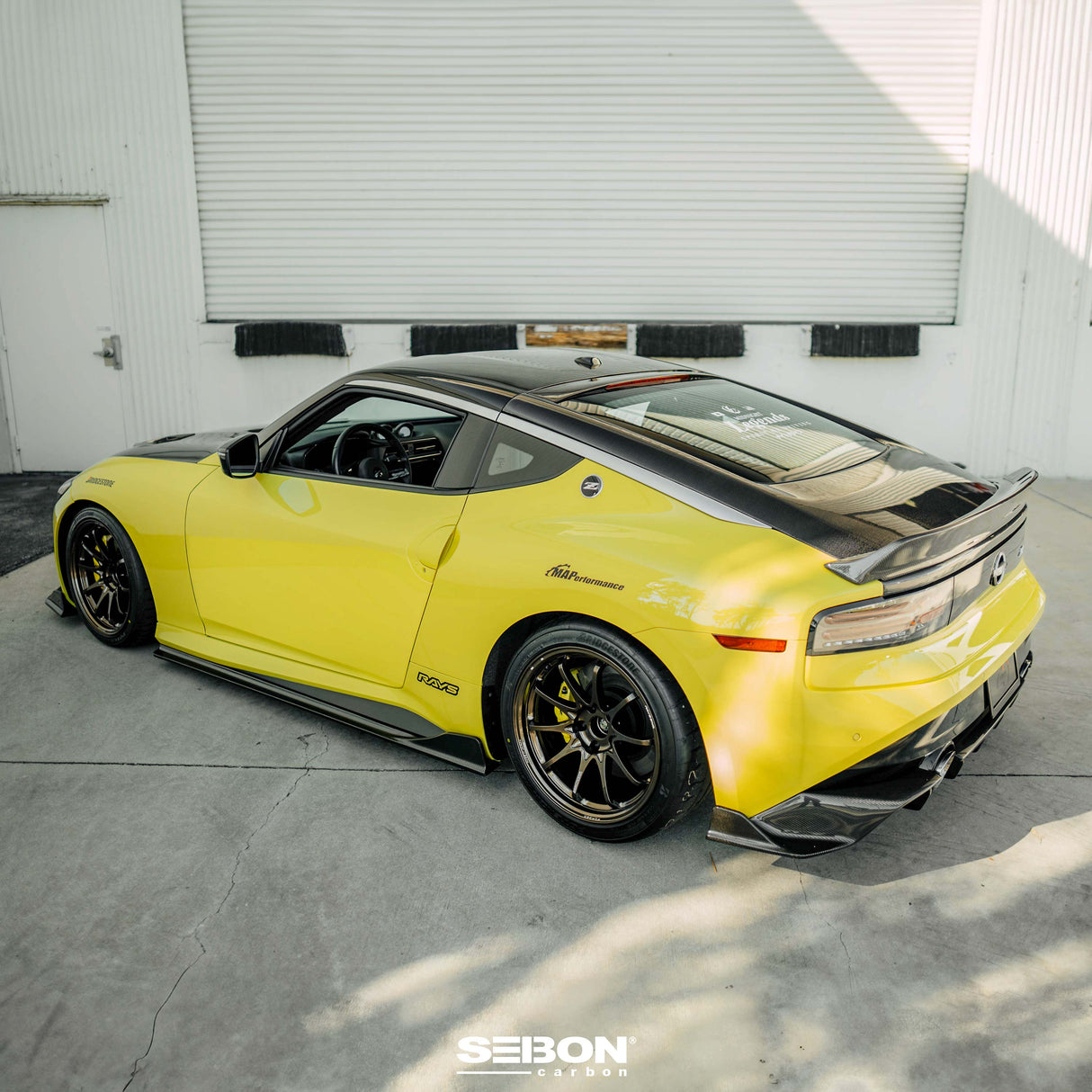 Dry carbon fiber roof for 2023-2024 Nissan Z - Gloss finish