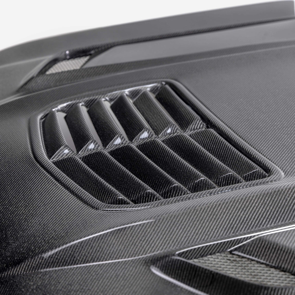 Type-T2 carbon fiber hood for 2020-2024 Chevrolet Silverado 1500