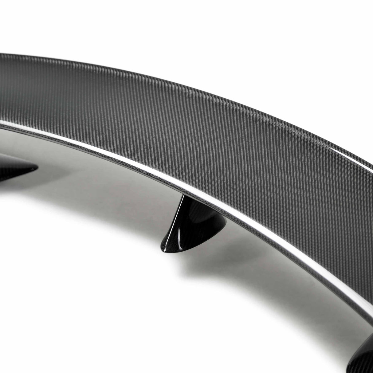 VS-style carbon fiber rear spoiler for 2009-2022 Nissan GTR
