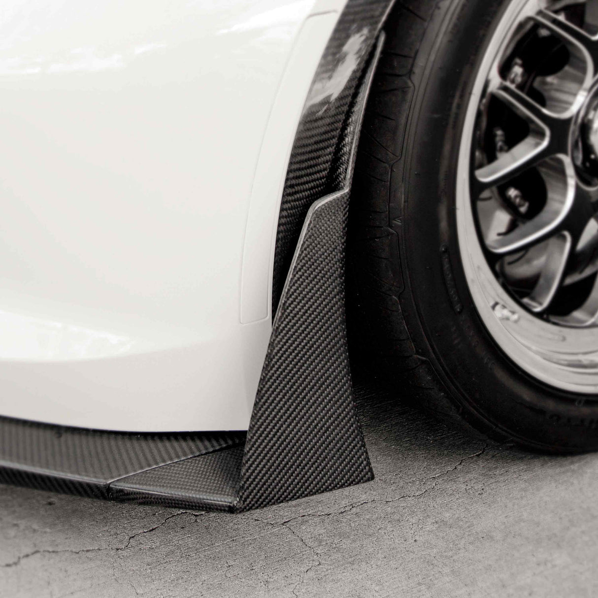 Carbon fiber front bumper canards for 2015-2019 Chevrolet Corvette C7 Z06