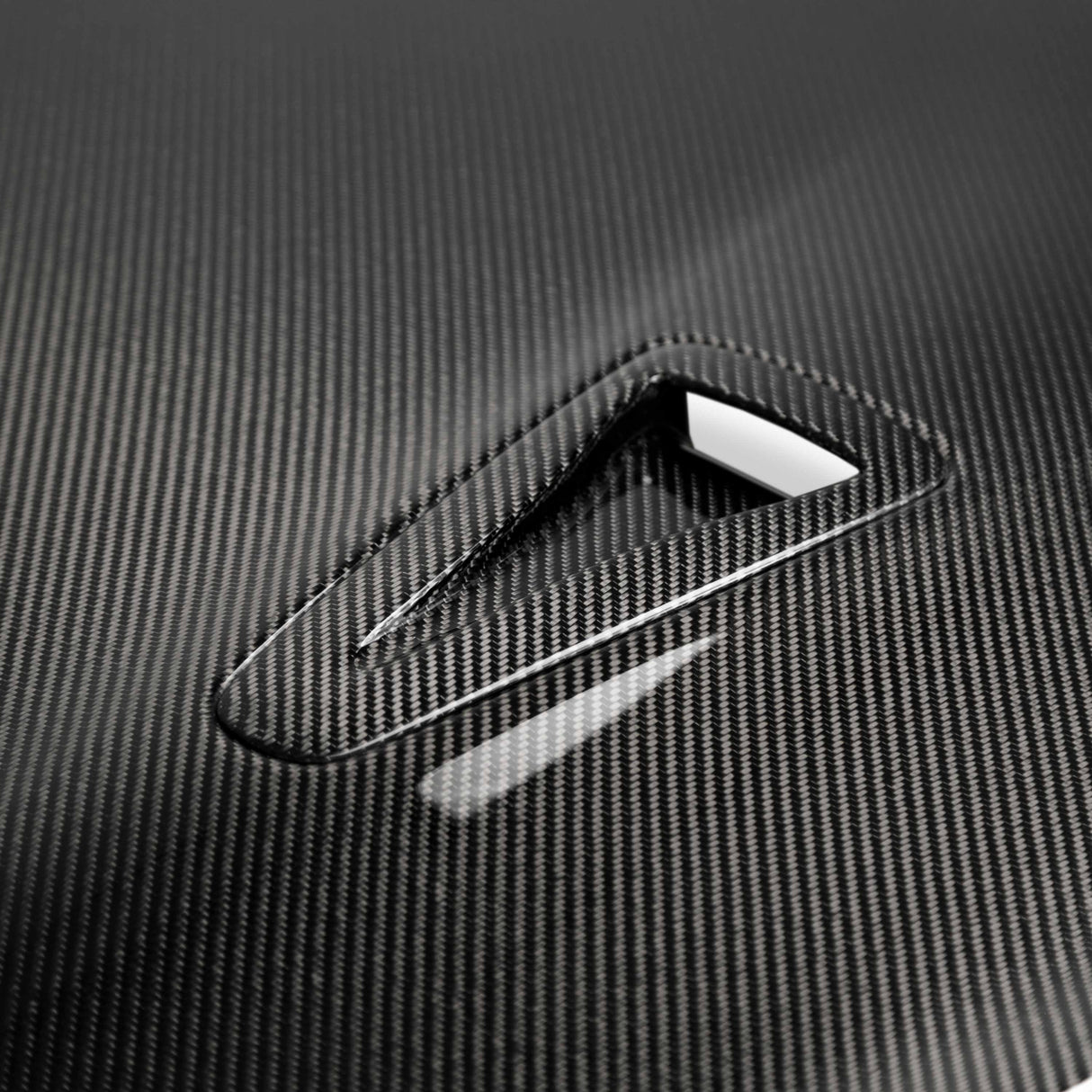 OE-style carbon fiber hood for 2017-2022 Nissan GTR