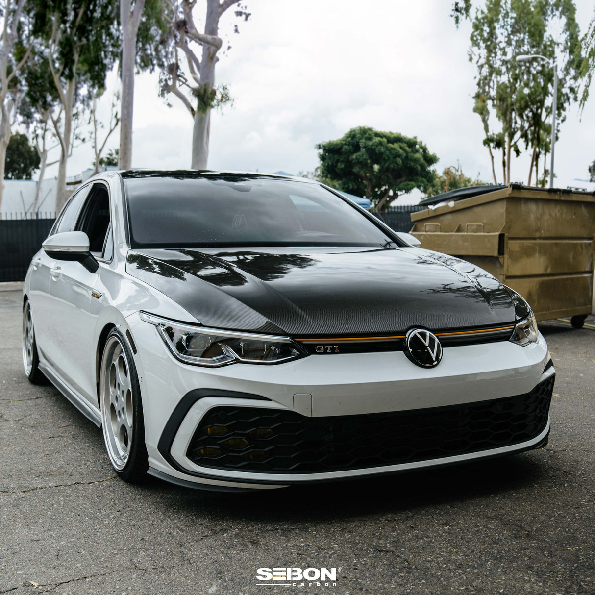 OE-style carbon fiber hood for 2022 VW Golf MK8