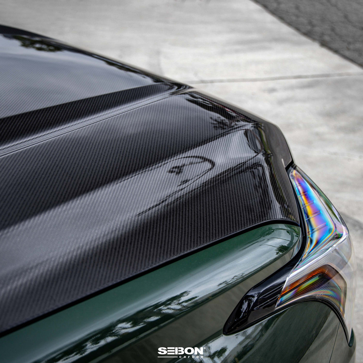 OE-style carbon fiber hood for 2022-2023 Toyota Tundra